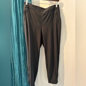 Athleta women’s pants. Size 8, black
